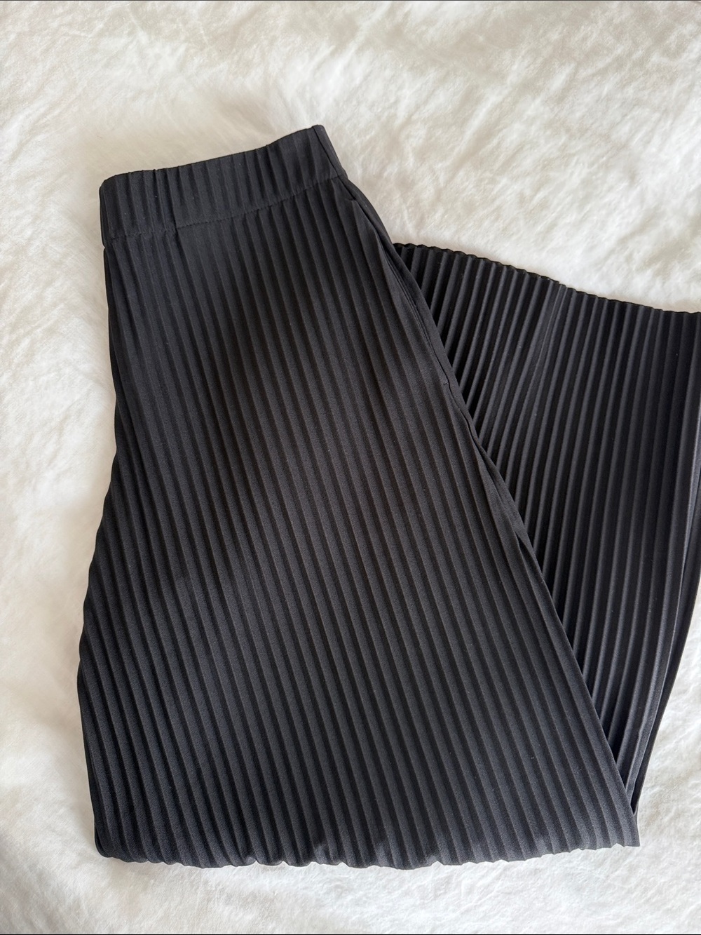 COS Black Pleated Wide-Leg Pants - Picture 2 of 2